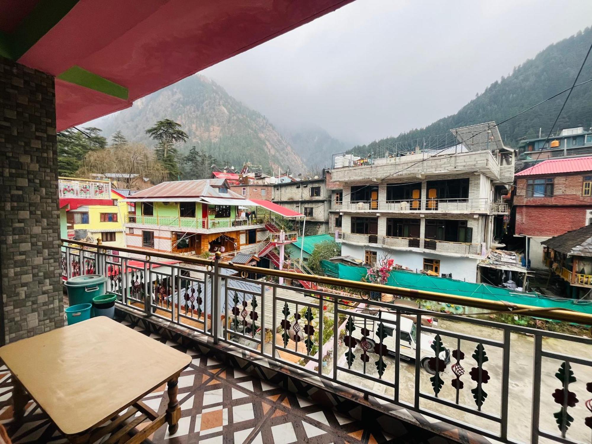Russian Unit Kasol By Valley Екстер'єр фото