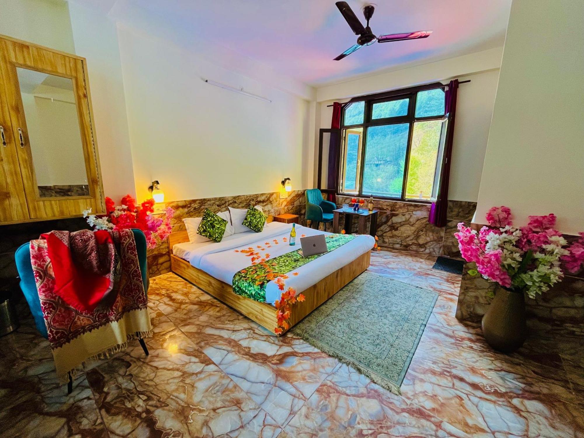 Russian Unit Kasol By Valley Екстер'єр фото